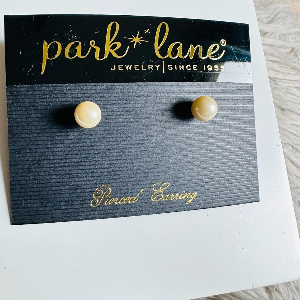 Vintage Park Lane Dead Stock Faux Pearls in box